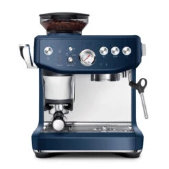 Sage Barista Express Impress - Damson Blue Met €33 Gratis Koffie En Barista Pack T.w.v. €169